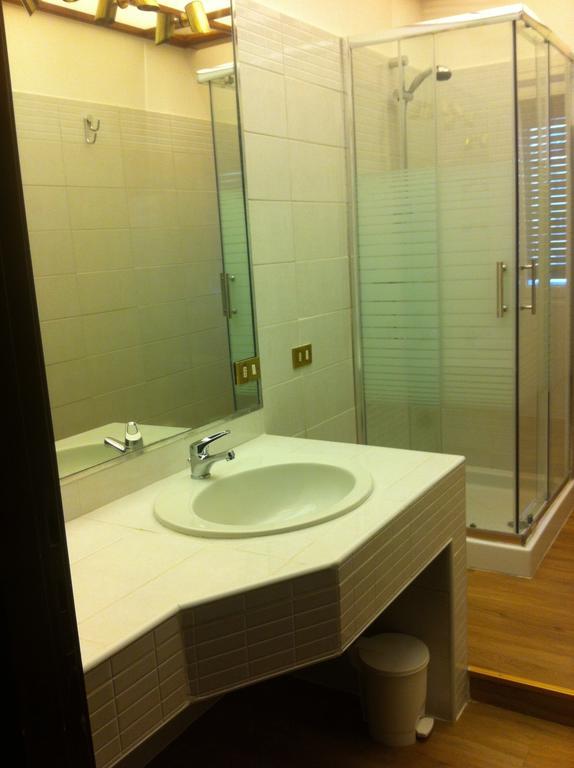 Double Room Private External Bathroom